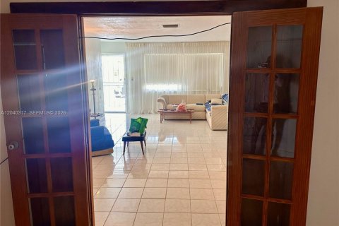 Villa ou maison à vendre à Boynton Beach, Floride: 2 chambres, 132.66 m2 № 2087874 - photo 13