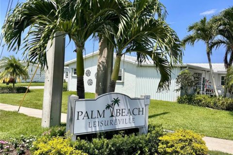 Villa ou maison à vendre à Boynton Beach, Floride: 2 chambres, 132.66 m2 № 2087874 - photo 12