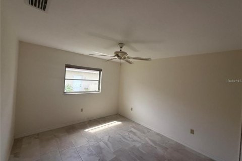 Villa ou maison à louer à Punta Gorda, Floride: 4 chambres, 189.8 m2 № 2388599 - photo 18