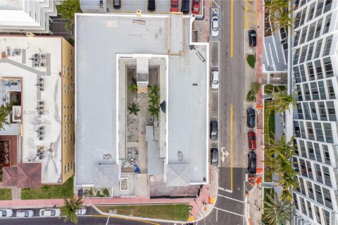 Купить коммерческую недвижимость в Майами-Бич, Флорида № 1985508 - фото 4