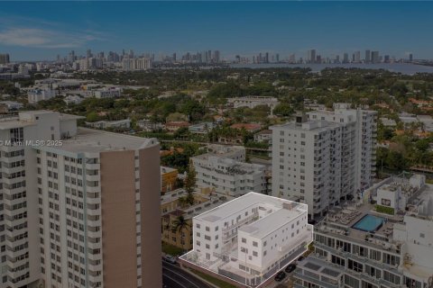 Купить коммерческую недвижимость в Майами-Бич, Флорида № 1985508 - фото 7