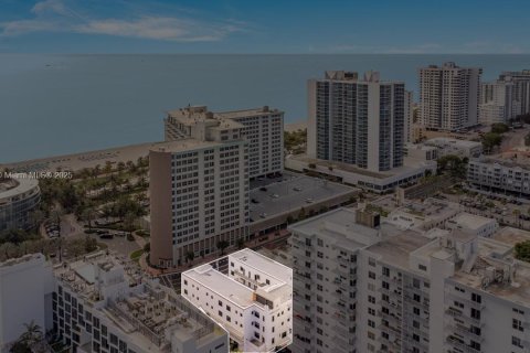 Купить коммерческую недвижимость в Майами-Бич, Флорида № 1985508 - фото 8