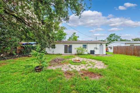 House in Pinellas Park, Florida 2 bedrooms, 92.72 sq.m. № 1791282 - photo 23