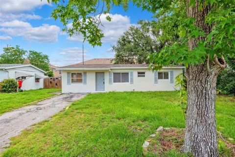House in Pinellas Park, Florida 2 bedrooms, 92.72 sq.m. № 1791282 - photo 18