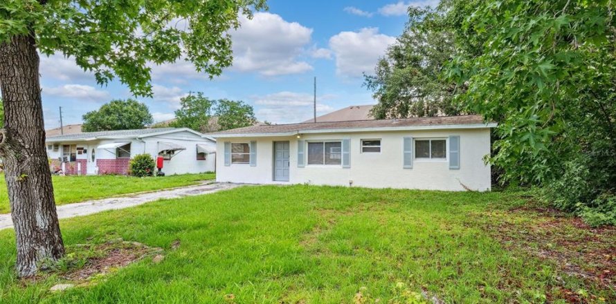 House in Pinellas Park, Florida 2 bedrooms, 92.72 sq.m. № 1791282