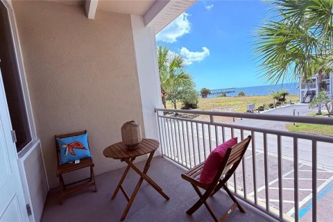 Condo in Ruskin, Florida, 1 bedroom № 2118858 - photo 3
