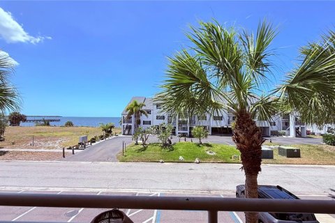 Condo in Ruskin, Florida, 1 bedroom № 2118858 - photo 2