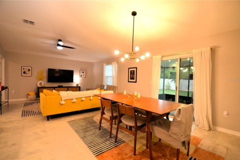 House in Kissimmee, Florida 3 bedrooms, 144.93 sq.m. № 1842985 - photo 20