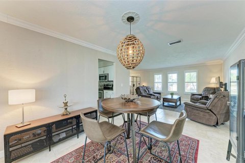 Villa ou maison à vendre à Sarasota, Floride: 3 chambres, 171.5 m2 № 2434847 - photo 11