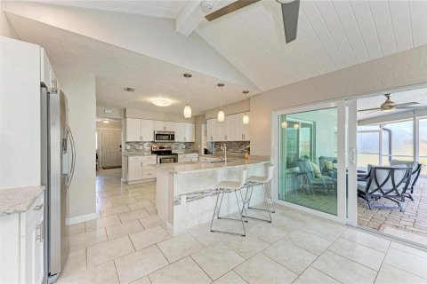 Villa ou maison à vendre à Sarasota, Floride: 3 chambres, 171.5 m2 № 2434847 - photo 19