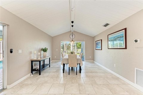 Villa ou maison à vendre à Sarasota, Floride: 3 chambres, 171.5 m2 № 2434847 - photo 21