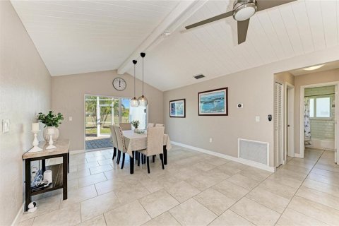 Villa ou maison à vendre à Sarasota, Floride: 3 chambres, 171.5 m2 № 2434847 - photo 22
