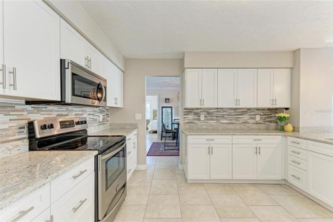 Villa ou maison à vendre à Sarasota, Floride: 3 chambres, 171.5 m2 № 2434847 - photo 14