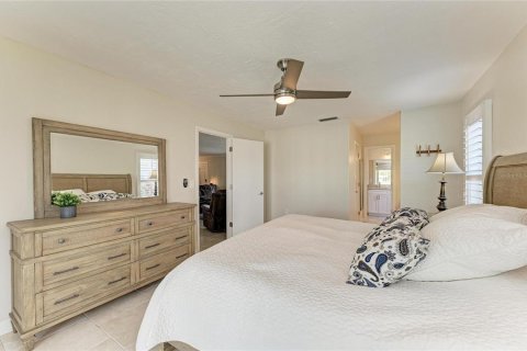Villa ou maison à vendre à Sarasota, Floride: 3 chambres, 171.5 m2 № 2434847 - photo 28
