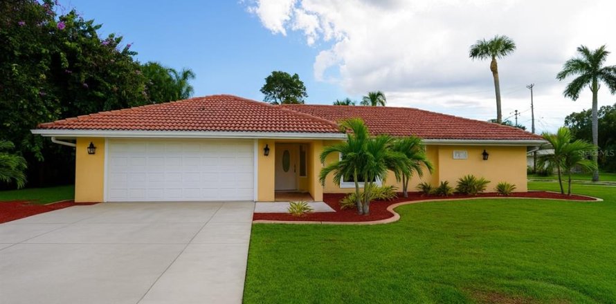 Villa ou maison à North Fort Myers, Floride 3 chambres, 174.75 m2 № 1905533