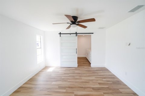 Casa en venta en North Fort Myers, Florida, 3 dormitorios, 174.75 m2 № 1905533 - foto 18