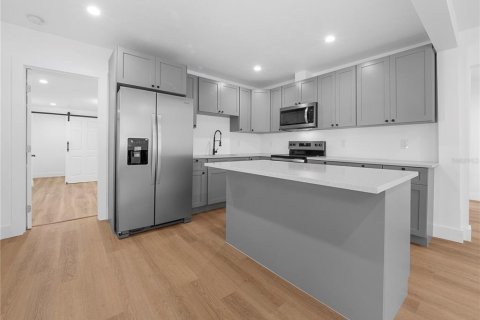 Купить виллу или дом в Тампа, Флорида 5 комнат, 116.03м2, № 2429519 - фото 14