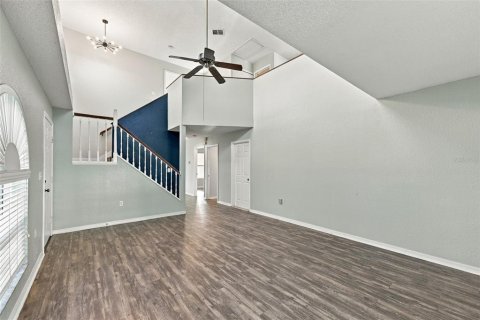 Touwnhouse à vendre à Seminole, Floride: 3 chambres, 147.99 m2 № 2430492 - photo 10