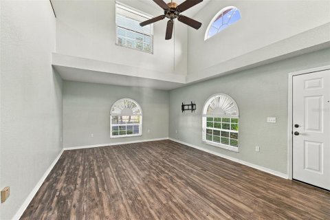 Touwnhouse à vendre à Seminole, Floride: 3 chambres, 147.99 m2 № 2430492 - photo 11