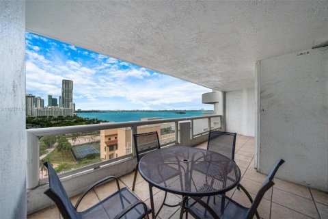 Купить кондоминиум в Майами, Флорида 1 спальня, 99.03м2, № 1995025 - фото 7