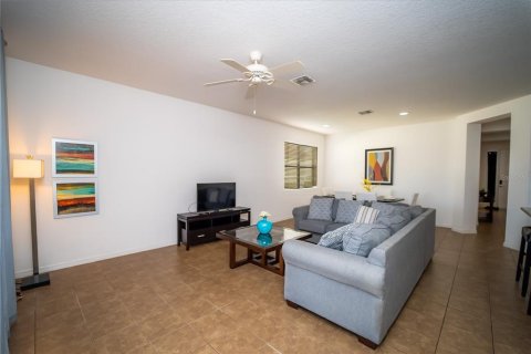 Casa en venta en Davenport, Florida, 4 dormitorios, 179.95 m2 № 1520402 - foto 26