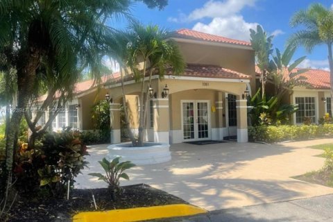 Condominio en alquiler en West Palm Beach, Florida, 1 dormitorio, 49.24 m2 № 1982340 - foto 17