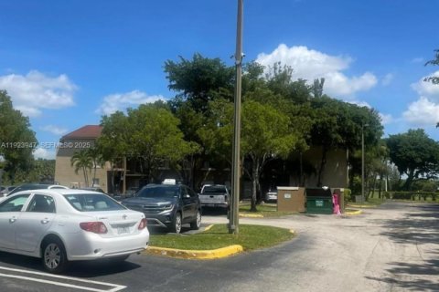 Condominio en alquiler en West Palm Beach, Florida, 1 dormitorio, 49.24 m2 № 1982340 - foto 16