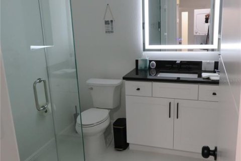 Townhouse in Tampa, Florida 2 bedrooms, 130.81 sq.m. № 2237218 - photo 18