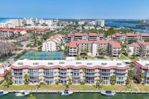 Copropriété à vendre à Sarasota, Floride: 1 chambre, 72.46 m2 № 1643072 - photo 2