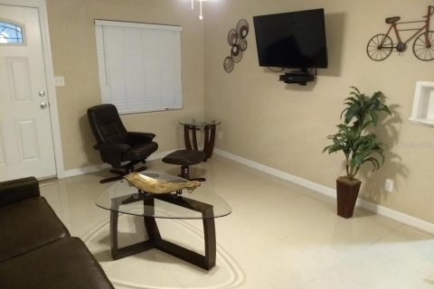 Apartamento en alquiler en Orlando, Florida, 2 dormitorios, 83.61 m2 № 2197507 - foto 10