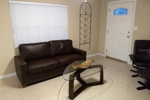 Apartamento en alquiler en Orlando, Florida, 2 dormitorios, 83.61 m2 № 2197507 - foto 9