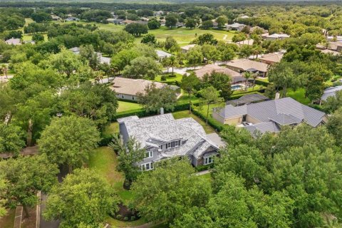 House in Sorrento, Florida 5 bedrooms, 381.36 sq.m. № 2223337 - photo 9
