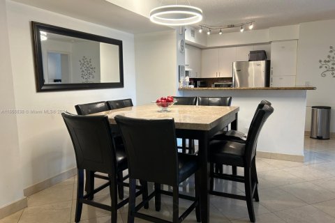 Copropriété à vendre à Aventura, Floride: 2 chambres, 109.62 m2 № 1936818 - photo 7