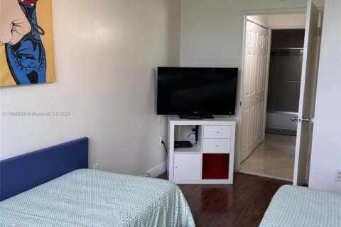 Copropriété à vendre à Aventura, Floride: 2 chambres, 109.62 m2 № 1936818 - photo 18