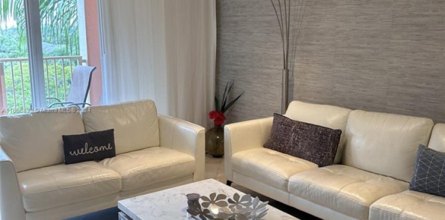 Condo à Aventura, Floride, 2 chambres  № 1936818