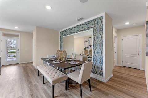 House in Kissimmee, Florida 3 bedrooms, 139.73 sq.m. № 1854617 - photo 4