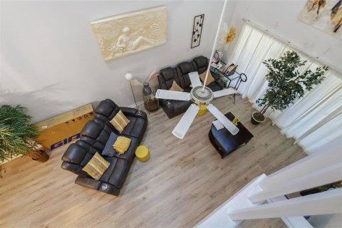 Купить таунхаус в Хейнс-Сити, Флорида 11 комнат, 171.31м2, № 2150682 - фото 14