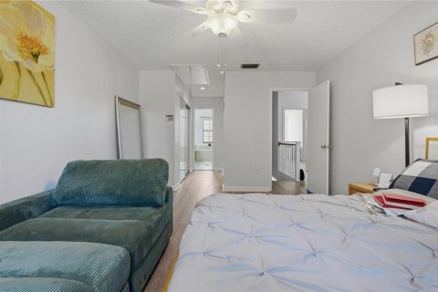 Купить таунхаус в Хейнс-Сити, Флорида 11 комнат, 171.31м2, № 2150682 - фото 20