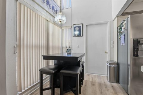 Купить таунхаус в Хейнс-Сити, Флорида 11 комнат, 171.31м2, № 2150682 - фото 11