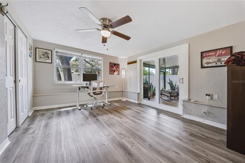 Casa en venta en Saint Petersburg, Florida, 3 dormitorios, 99.96 m2 № 2383905 - foto 11