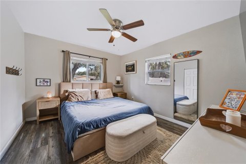 Casa en venta en Saint Petersburg, Florida, 3 dormitorios, 99.96 m2 № 2383905 - foto 9