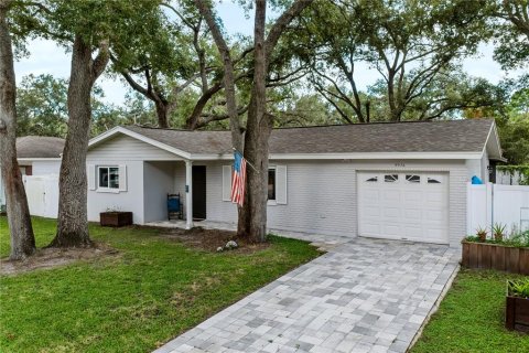 Casa en Saint Petersburg, Florida 3 dormitorios, 99.96 m2 № 2383905
