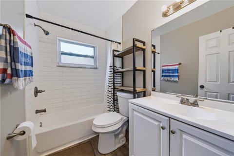 Casa en venta en Saint Petersburg, Florida, 3 dormitorios, 99.96 m2 № 2383905 - foto 29