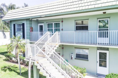 Condo in Clearwater, Florida, 2 bedrooms № 2093350