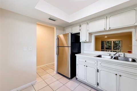 Condo in Clearwater, Florida, 2 bedrooms  № 2093350 - photo 4