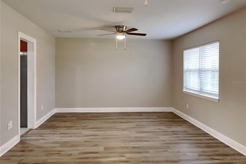 Casa en alquiler en Clearwater, Florida, 3 dormitorios, 161.93 m2 № 1910987 - foto 3