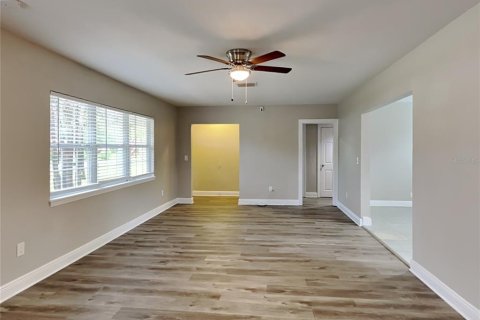 Casa en alquiler en Clearwater, Florida, 3 dormitorios, 161.93 m2 № 1910987 - foto 2