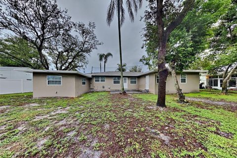 Casa en alquiler en Clearwater, Florida, 3 dormitorios, 161.93 m2 № 1910987 - foto 16