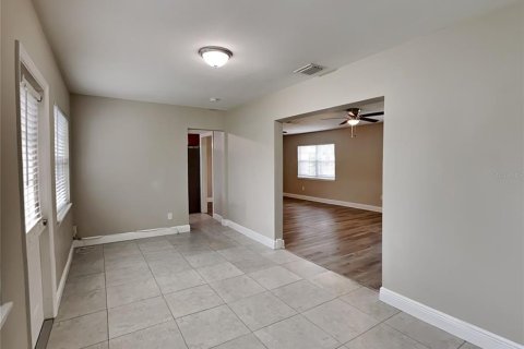 Casa en alquiler en Clearwater, Florida, 3 dormitorios, 161.93 m2 № 1910987 - foto 5