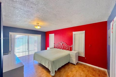 Купить виллу или дом в Пальметто-Бей, Флорида 3 спальни, 182.46м2, № 1957452 - фото 13